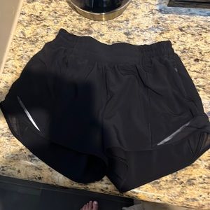 black lululemon hotty hots